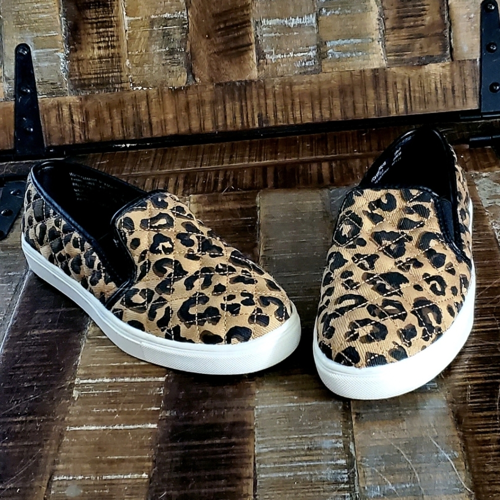 Leopard Print‎ Sneakers